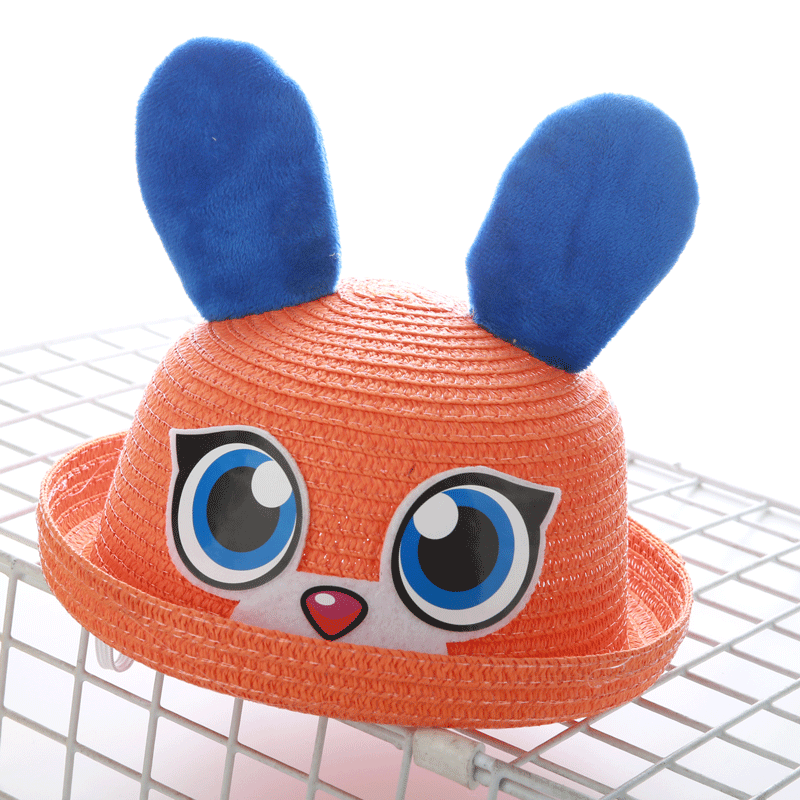 青い目のウサギのオレンジ色