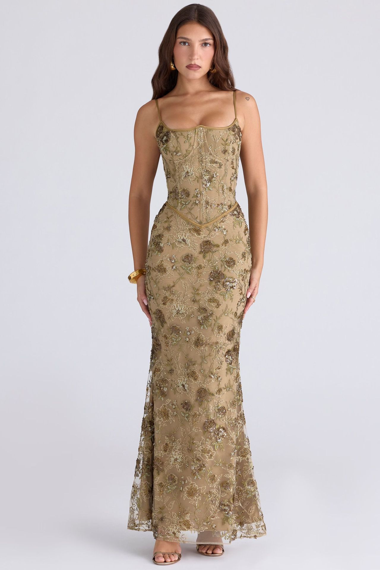 Elegant Sleeveless Backless Dress Low Neckline Tie Detail Chic Style Perfect for Parties and Special Occasions