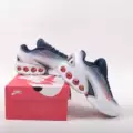 Max boutique-34