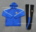 Windbreaker man llan