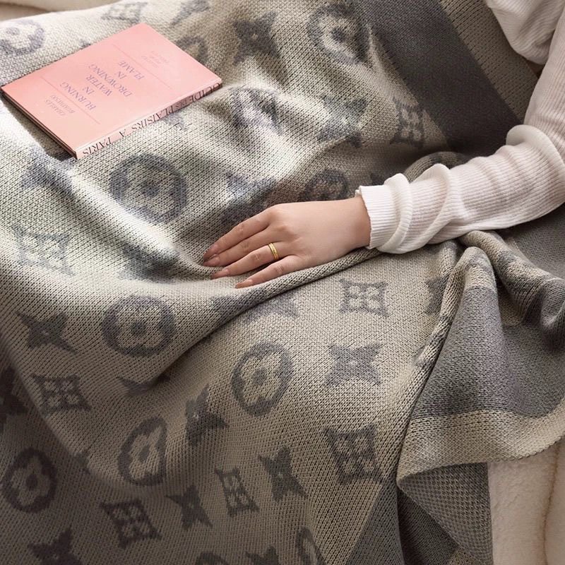 Autumn and Winter Aviation Knitted Blanket Blanket Cover Blanket Winter Thickened Warm Outdoor Shawl Lunch Blanket Cloud Mink Velvet