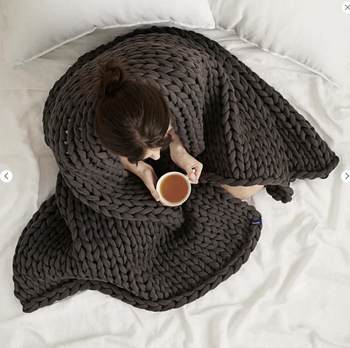 Independent Station New Polyester Cotton Strip Blanket Gravity Thread Blanket Hand-Woven Gravity Decompression Blanket Sofa Cover Blanket