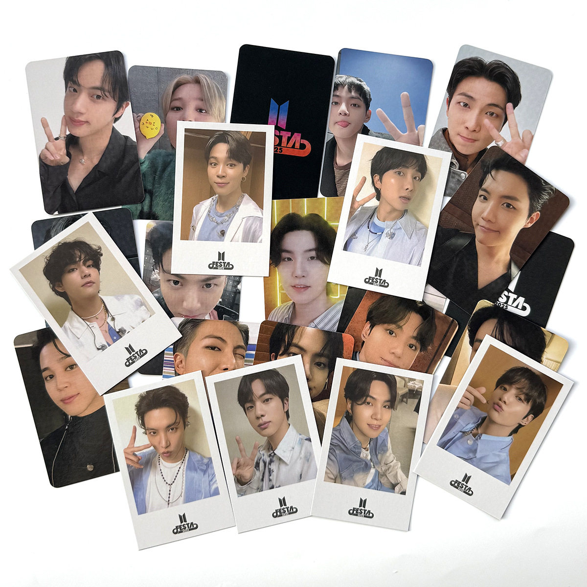 Подарочная карта участника BTS Bulletproof Youth League 2025 FESTA Подарочная карта участника Polaroid ARMY ZONE Full Card Изображение 1