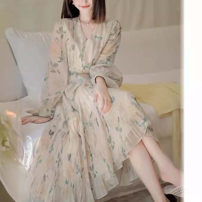 (Mới) Mã K0698 Giá 640K: Đồ Bộ Nữ Gutdo Cả Bộ 2 Món Hàng Mùa Xuân Thu Đông Họa Tiết Hoa Trông Trẻ Hơn Tuổi Thời Trang Nữ Chất Liệu G02 Sản Phẩm Mới, (Miễn Phí Vận Chuyển Toàn Quốc).