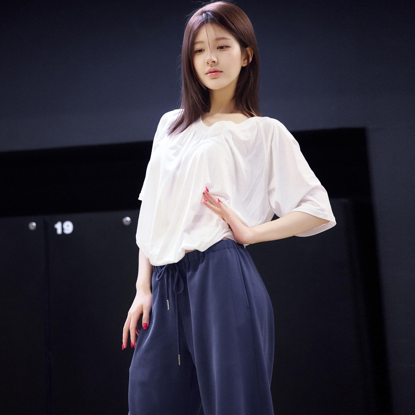 Fashionable Loose Off Shoulder Short Sleeve Top and Pants Set Summer Style Versatile Design Comfortable Fit Wholesale