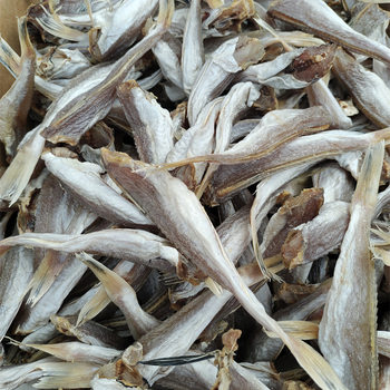 Wholesale Origin Straight Hair Fishermen's New Sun-Dried Matchmaker Fish Dried Red-Headed Fish Dried Fish Head and Gutted Seafood