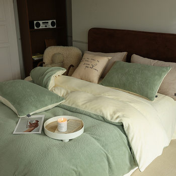 Scandinavian Simple Pure Color Contrasting Jacquard Carving 230g Milk Velvet Four-Piece Set Autumn and Winter Warm Full Matte Coral Velvet