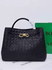 2025 Summer New Woven Bv Horn Bag Tote Bag Handbag Crossbody Bag Simple, Stylish and Elegant