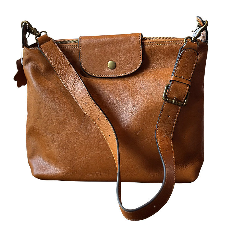 2025 Vintage Vegetable Tanned Cowhide Bag Women's Bag Genuine Leather Shoulder Crossbody Bag Simple Casual Large Capacity Dumpling Bag