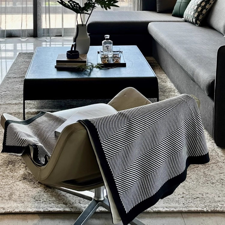 A35 Knitted Blanket, 12-Gauge Herringbone Pattern, Light Luxury Airline Blanket, First-Class Leisure Blanket, Guesthouse Bed-End Throw Blanket, Yarn Blanket