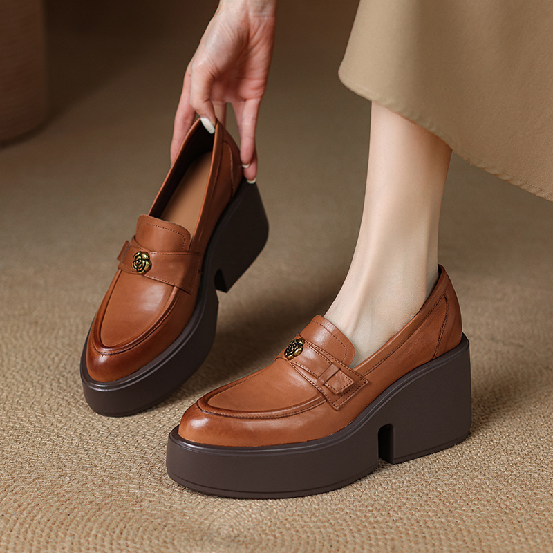 Giày lười nữ đế xuồng gót cao 8cm da bò thật mũi nhọn — màu đen, Màu nâu