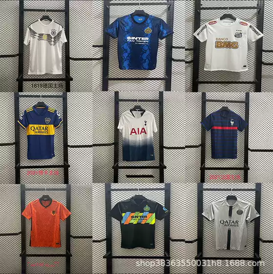 Old Thai Version of Football Uniforms, Akaks, German, Michiro, Arerson, England, Horse, Hot Spikes, Chelsea