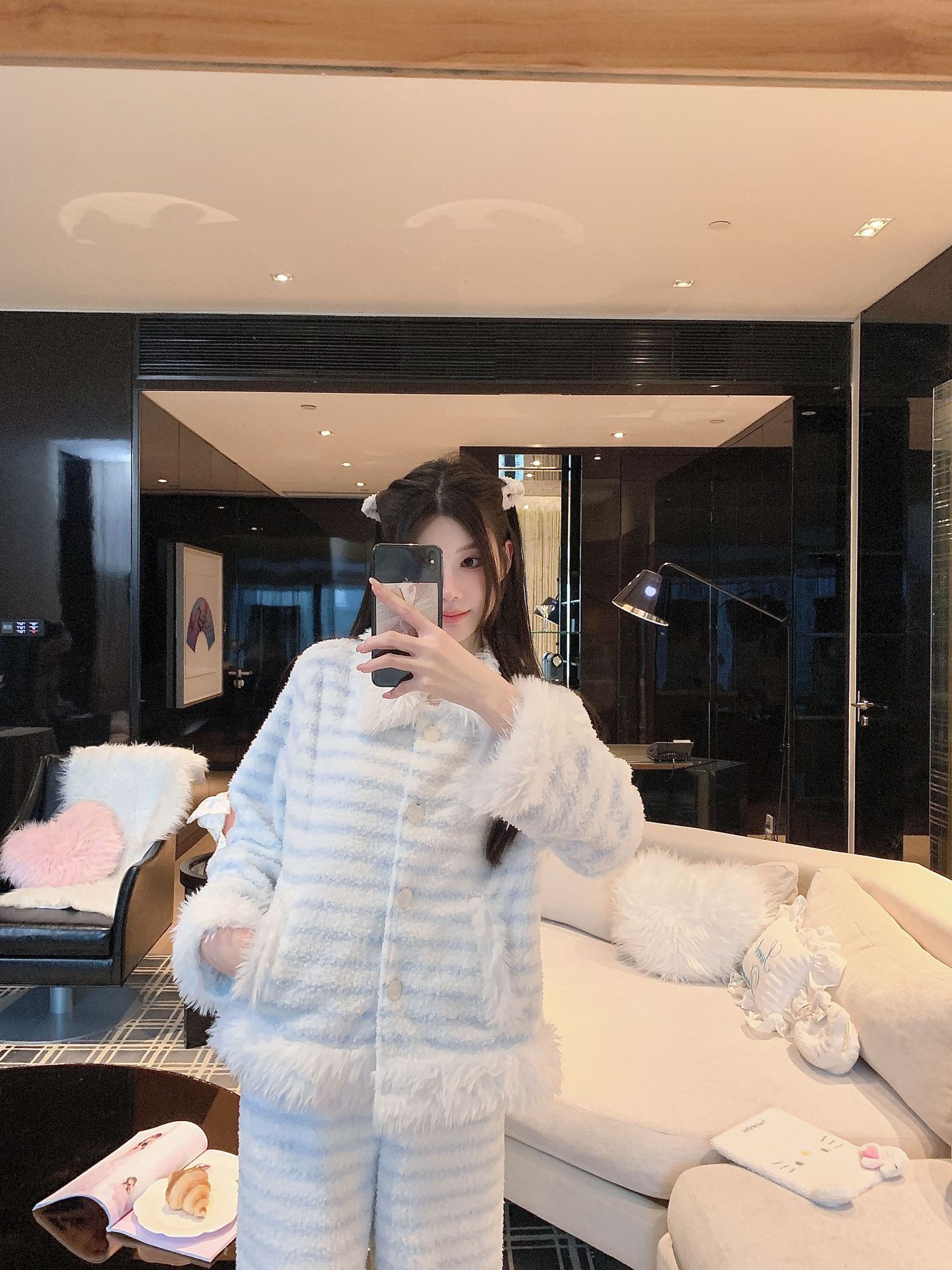 毛绒睡衣秋冬季新款珊瑚绒睡衣女甜美风加厚双面绒家居服套装