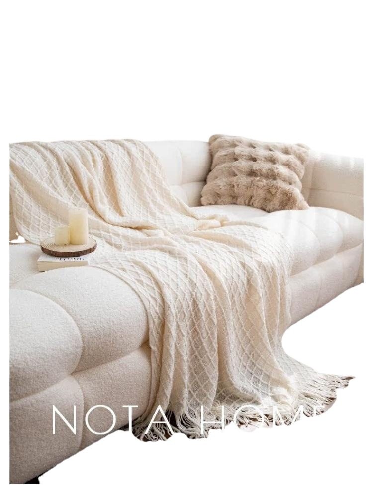 Nordic style blanket sofa blanket double blanket spring shawl office lunch break blanket B & B bed towel knitted blanket
