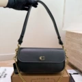 Brook chain bag black