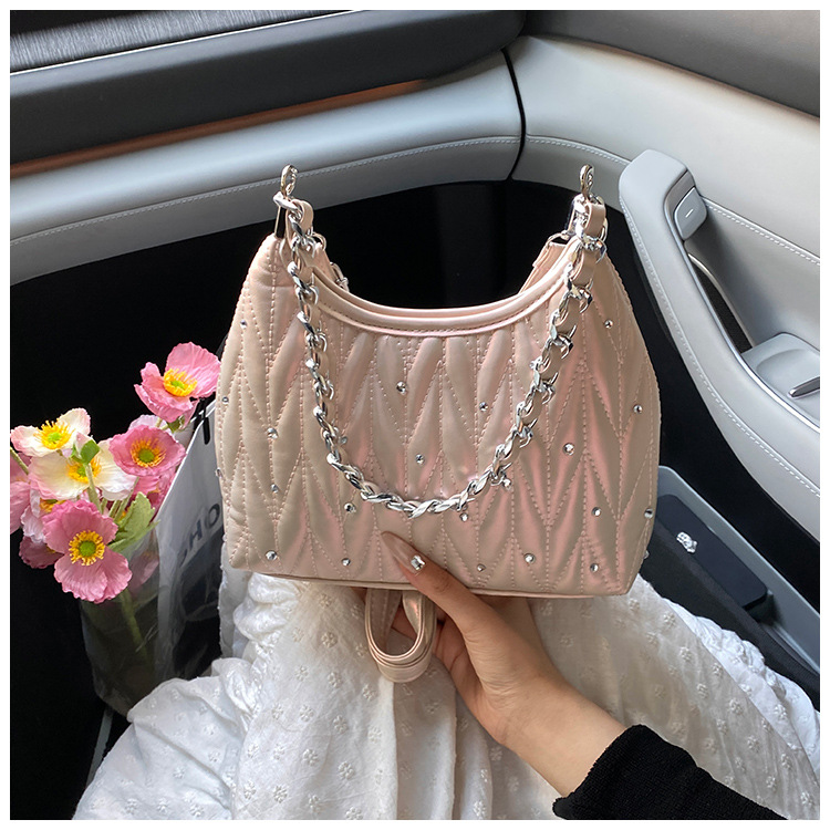 O1CN01o4r2jv1yV4Mxit3fL !!2212088006583 0 cib