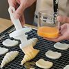 New oil brush household high temperature resistant silicone barbecue oil brush Kitchen pancake food grade baking with bottle integrated