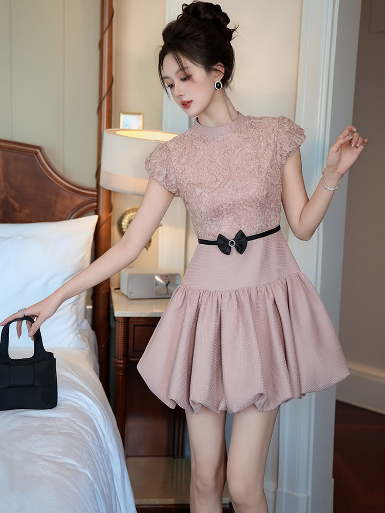 Đầm dự tiệc mùa hè ôm body tay bồng cổ tròn — [Hồng anh đào]