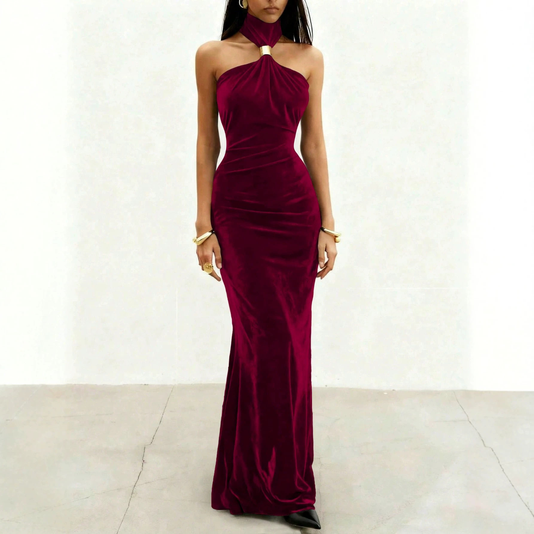 Velvet Backless Maxi Dress Metal Buckle Waist Defining Elegant Fit Evening Wear Special Occasions Wholesale