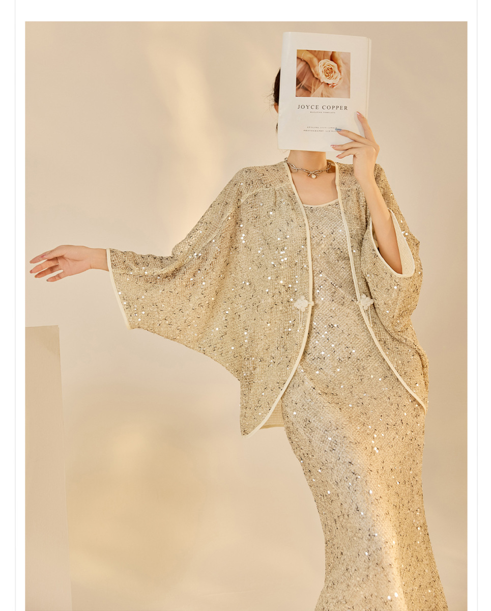 Bộ đầm dài kèm áo khoác ngoài đính sequin thêu nổi bật — Áo khoác (giao hàng trong 7 ngày), Áo khoác (vận chuyển trong cùng ngày), Váy yếm (giao hàng trong 7 ngày), Váy yếm (giao hàng trong ngày)