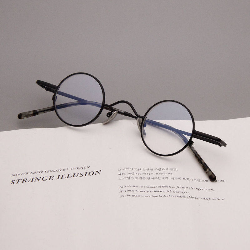 Ultra Light Retro Niche Small Round Frame Glasses Frames for Men and Women Artistic Prince Round High Myopia Frame Republic of China Frame