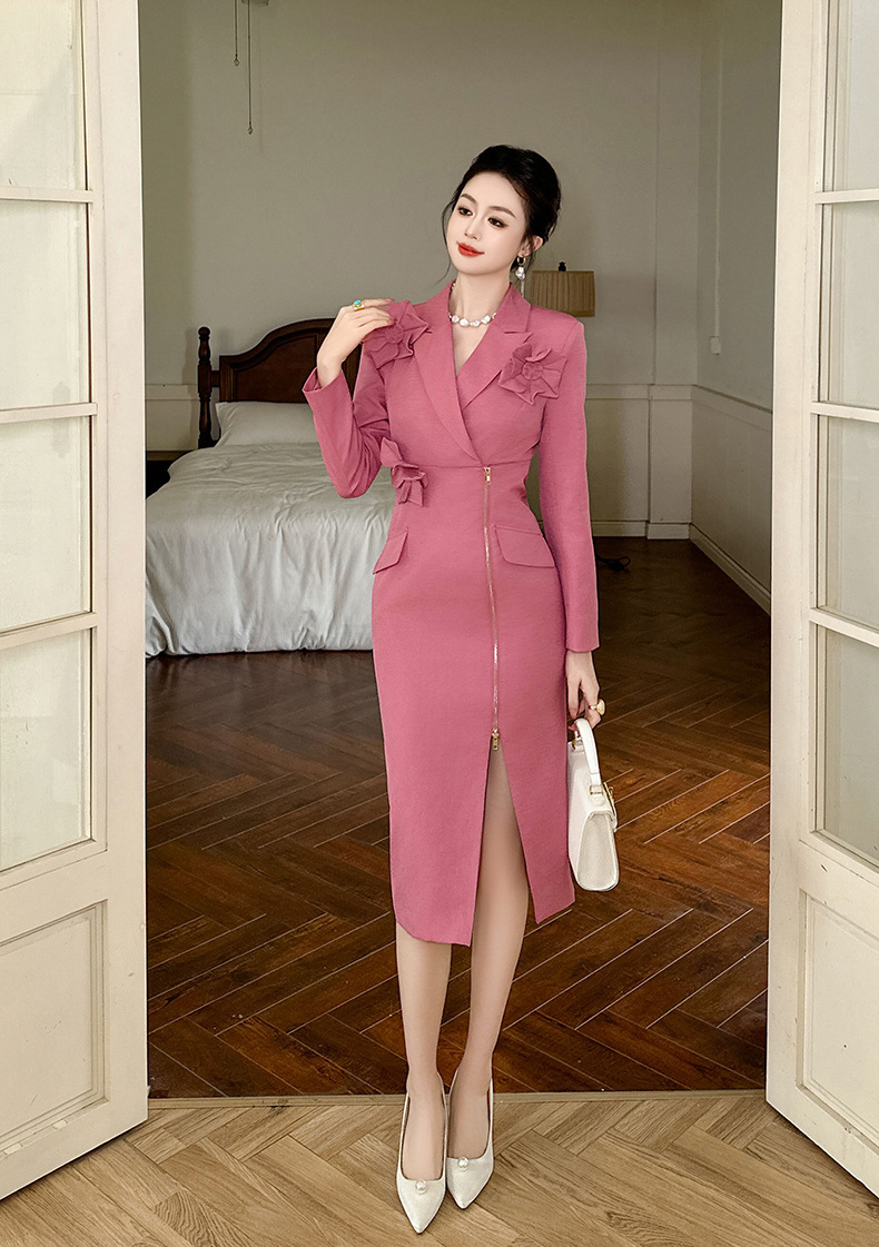 Đầm nữ dáng ôm cổ vest dài tay hoa nổi 3D thanh lịch — Hồng hoa hồng, Màu trắng sữa