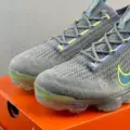 Gray green