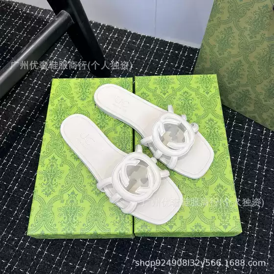 Cross-border High Edition G Family 2025 Flat Slippers Women's Summer Wear One-word Shoes Holiday Beach Shoes Square Head Jelly Slippers