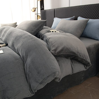 Four-Piece Milk Velvet Bed Thickeneded Warm Bedding Winter Double-Sided Coral Flannel Bed Bed Sheets Quilt Cover Three-Piece Set
