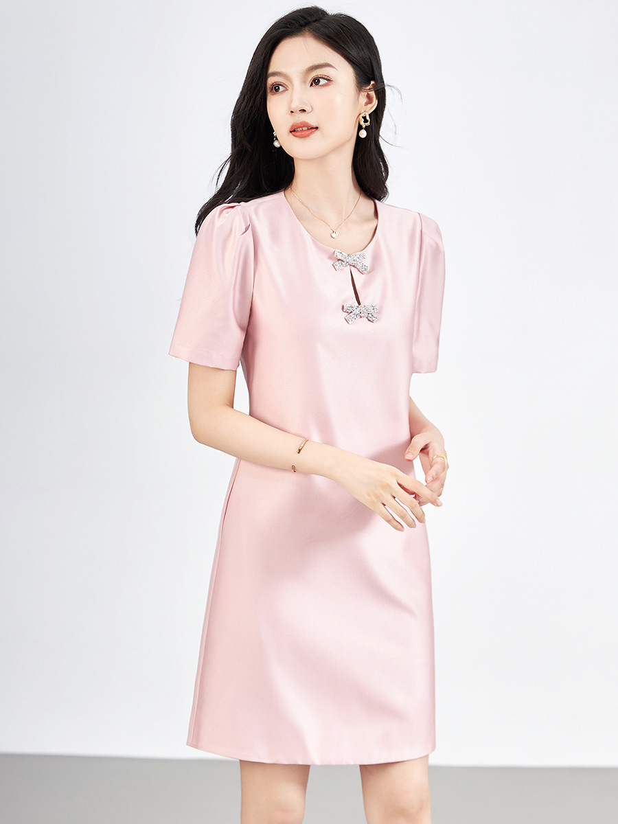 (Mới) Mã L2080 Giá 1720K: Váy Đầm Liền Thân Nữ Shtdpi Thắt Nơ Bướm Thời Trang Nữ Chất Liệu G05 Sản Phẩm Mới, (Miễn Phí Vận Chuyển Toàn Quốc).