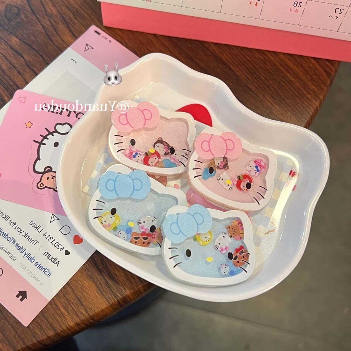 卡通相机支架凯蒂猫手机壳侧边甜美kitty手持拍摄手持卡通支架