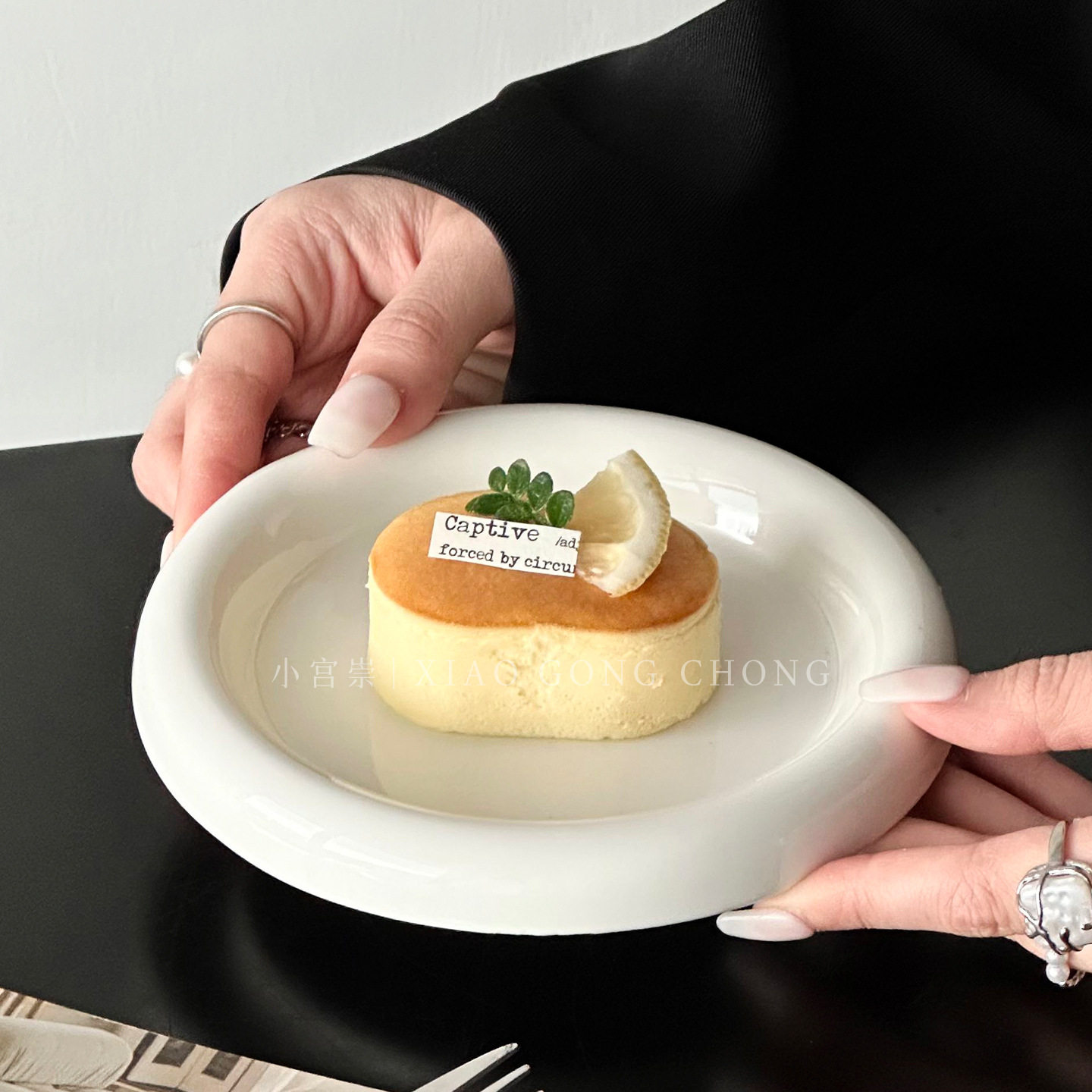 Ins Style Chubby Dessert Plate High-Value Household Pure White Ceramic Plate Milk Fufu Cake Plate Breakfast Plate Plate