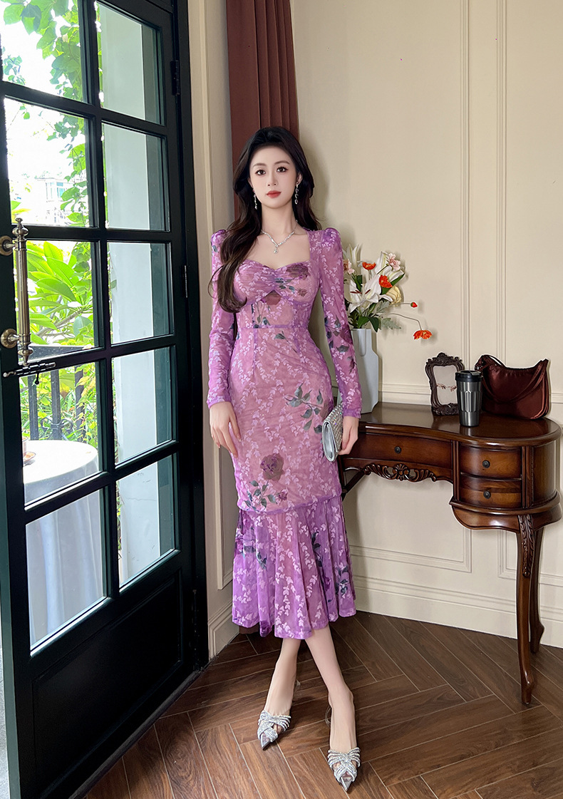Đầm hoa nhí nữ cổ vuông dài tay dáng đuôi cá ôm body — Hoa hồng tím