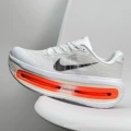 Vomero pegasus-white orange red