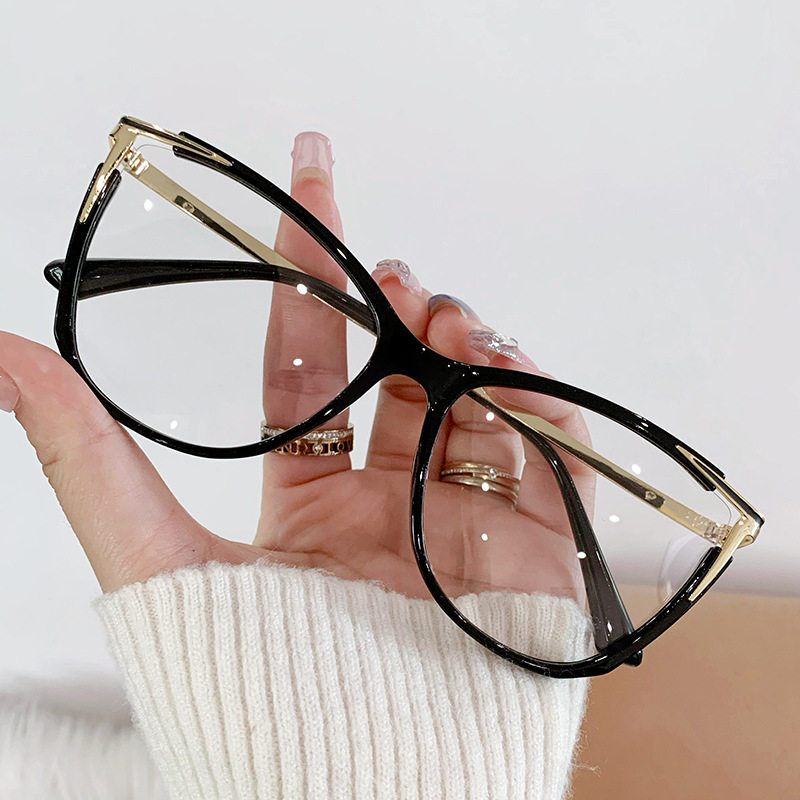 New Fashionable Cat-Eye Plain Glasses Frame, Personalized Color-Changing Anti-Blue Light Glasses, European and American Cross-Border Color-Changing Glasses