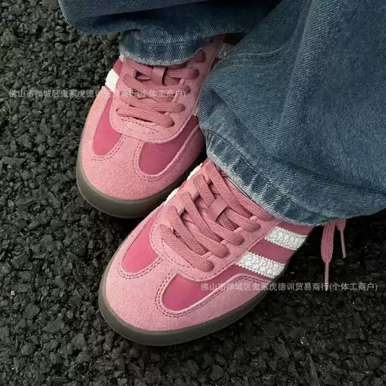 Cowhide Shoes Adidas Training Shoes Samba Shoes Pure Original Women's Shoes Retro Pink Strawberry Bear Og Samba Versatile Sneakers