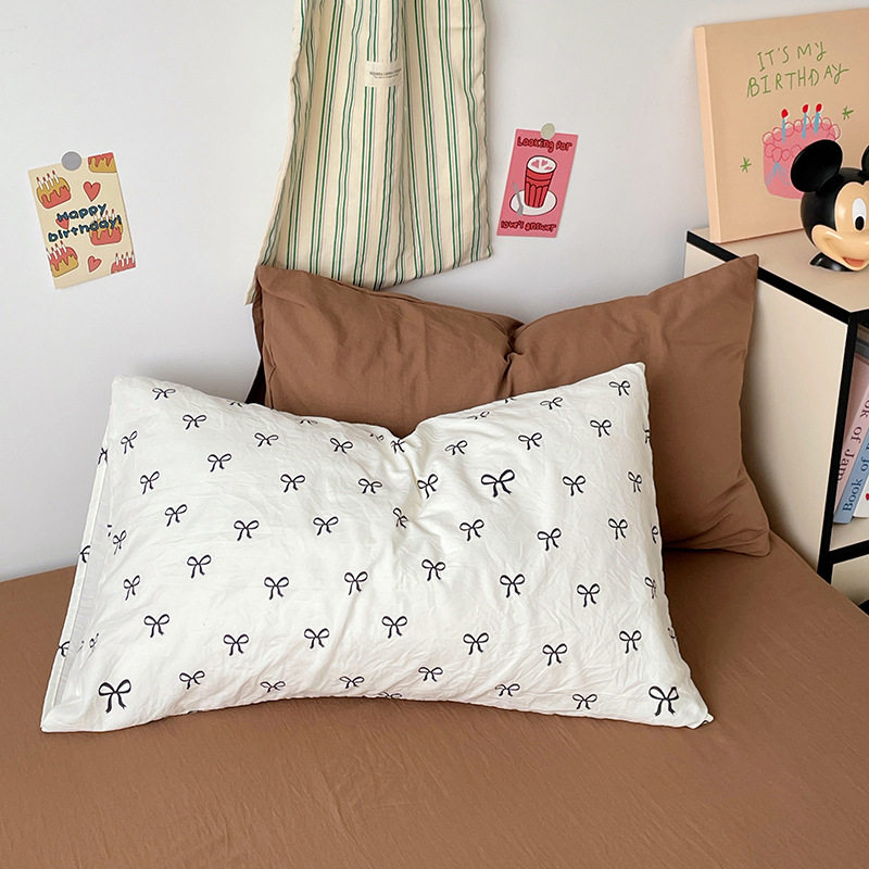 Class A Cute Super Soft Washable Cotton Four-piece Set Ins Style Skin-friendly Mix and Match Student Bed Sheet Three-piece Set Sleeping Naked Quilt Cover