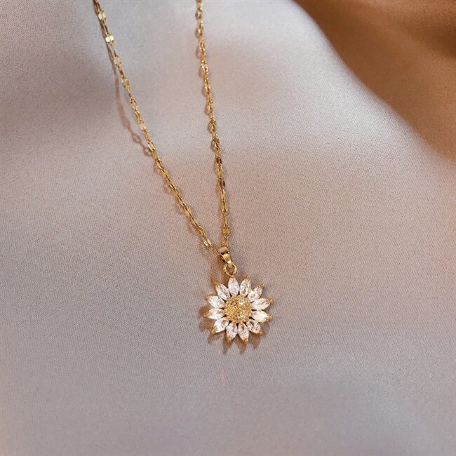 Golden Zircon Sunflower European and American Pendant Personality Tide Necklace Women's Night Market Style Fresh Fashion Accessories