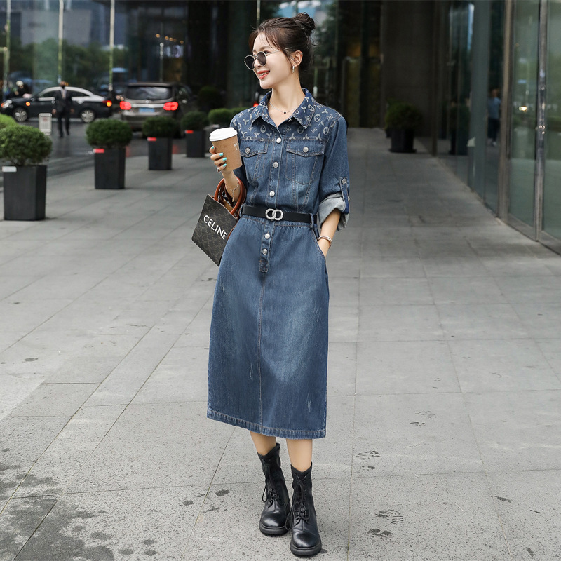 Mã D5349 Giá 1570K: Váy Đầm Liền Thân Dáng Dài Nữ Hadlo Dài Quá Gối Hàng Xuân Thu Đông Họa Tiết Hoa Trông Trẻ Hơn Tuổi Thời Trang Nữ Chất Liệu Jean Bò G04 Sản Phẩm Mới, (Miễn Phí Vận Chuyển Toàn Quốc).