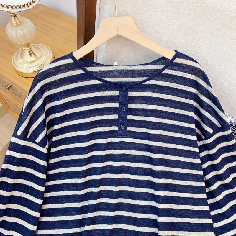 Áo thun nữ cổ Henley sọc dài tay phối màu phong cách rộng rãi — Xanh biển đảo