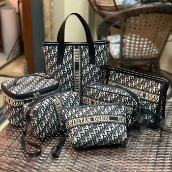 New P8 Cosmetic Bag Portable Quartet Bag Portable Storage Wash Bag Large Capacity Portable Storage Bag for Travel