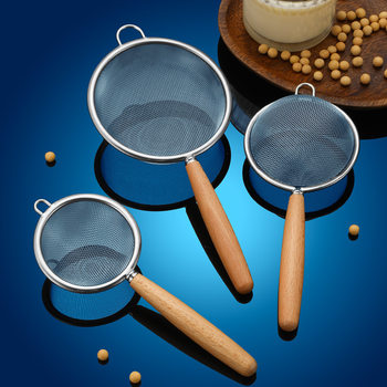 304 Stainless Steel Wooden Handle Small Colander Household Kitchen Soybean Milk Juice Filter Screen Sieve Surface Powder Sieve Baking Gadget