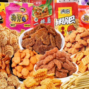 8090 Childhood Nostalgic Snack Gift Pack Puffed Snacks for Girls Whole Box Leisure Snacks 50 Cents Classic Snacks