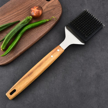 Household wooden handle barbecue brush two in one cleaning brush BBQ Barbecue net cleaning brush 410 wire brush wholesale