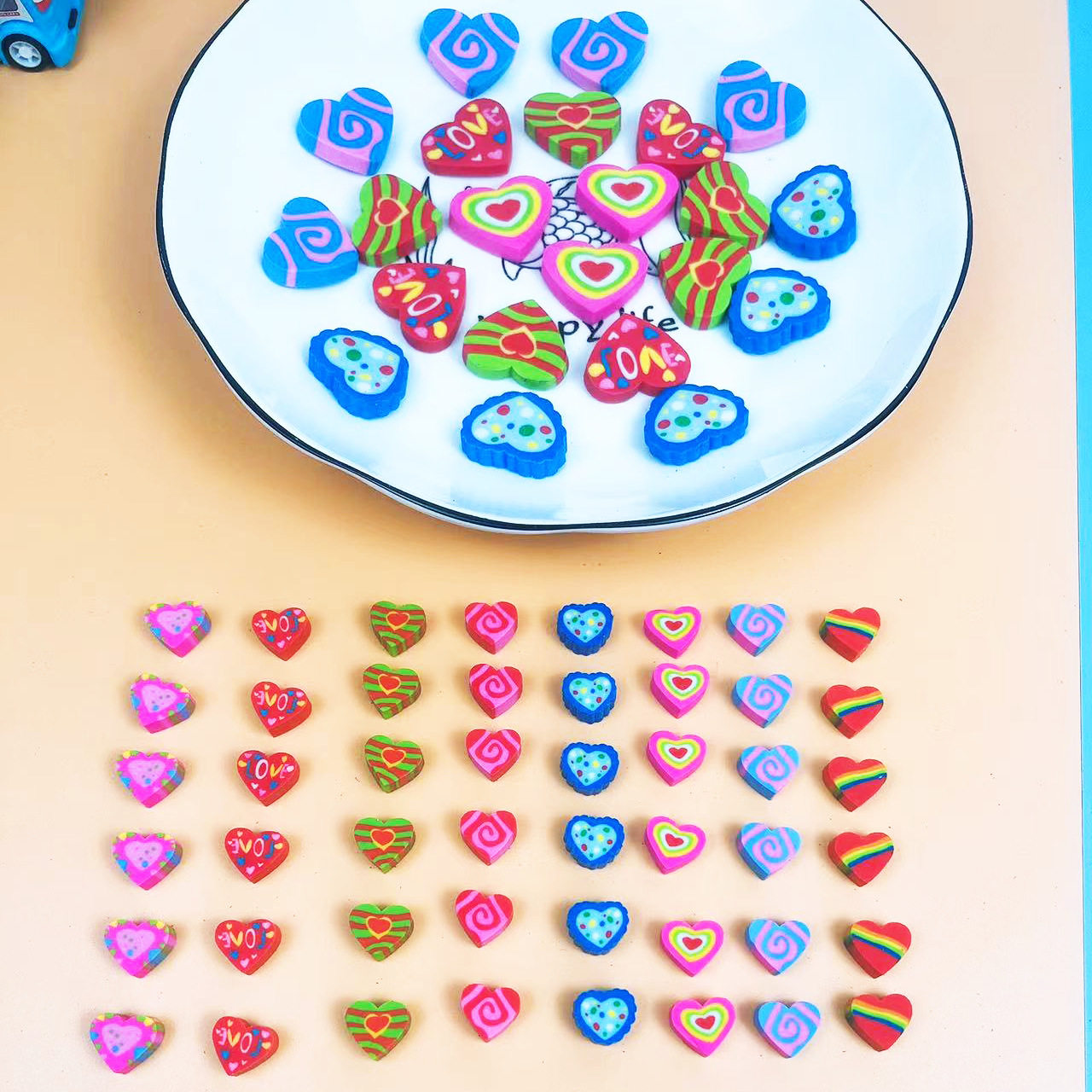 Factory direct extrusion cartoon heart-shaped rubber TPR cartoon cute creative pupils pencil wipe pink love