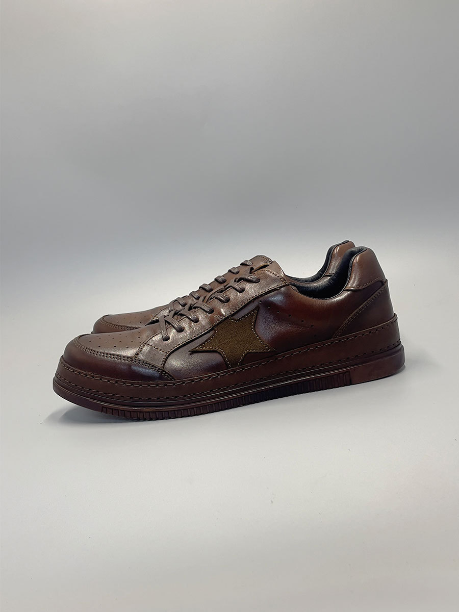 Giày sneaker da bò nam màu trơn cổ điển đơn giản — Màu đen, Màu cà phê