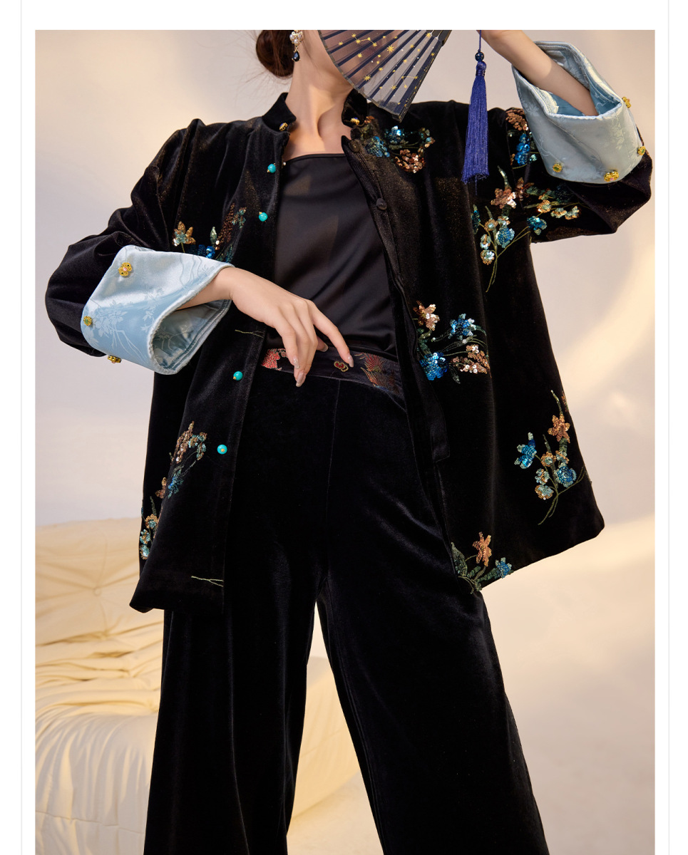 Áo sơ mi nữ dài tay satin dập nổi hoa đính sequin dáng rộng — Màu chàm (tóc trong cùng ngày), Màu Indigo (Tóc 7 ngày)