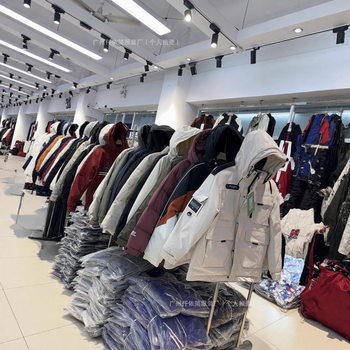 2025 Winter New down Jacket Men's Fashion Loose Casual Hooded White Duck down Couple Trendy Brand down Jacket Wholesale