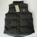 Black label down vest - black