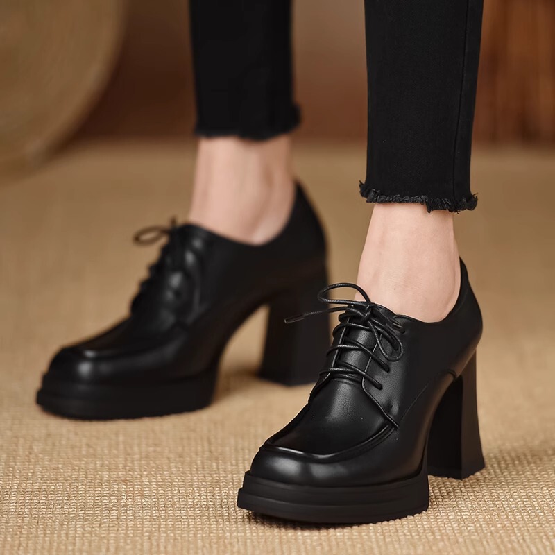 Giày cao gót nữ gót vuông 8.5cm mũi vuông da lì buộc dây — Màu đen